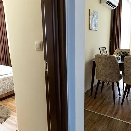 Two-bedroom With Kitchen Apartament *