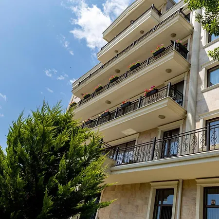 Two-bedroom With Kitchen Apartament