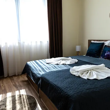 Two-bedroom With Kitchen Apartman