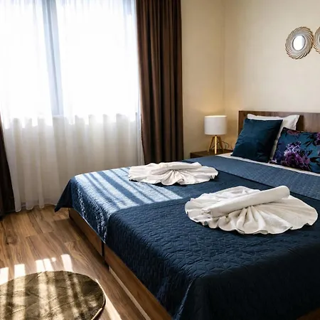 Two-bedroom With Kitchen St Constantin et Helena