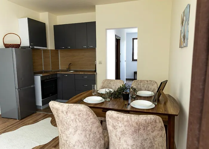 Two-bedroom With Kitchen St Constantin et Helena